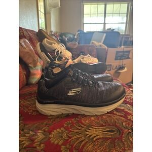 Skechers Air Cooled Memory Foam Relaxed Fit D'Lux Walkers Men's Size 10.5